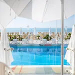 Hotel Anthony
