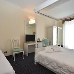 Hotel Anthony 4*