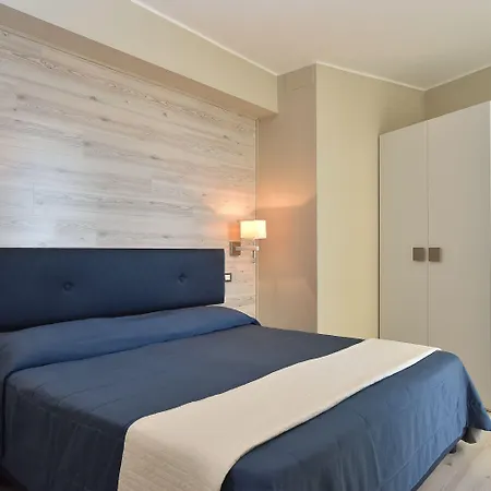 Hotel Anthony 4*